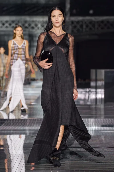 Look 42